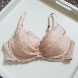 NWT Victoria's Secret lace bra